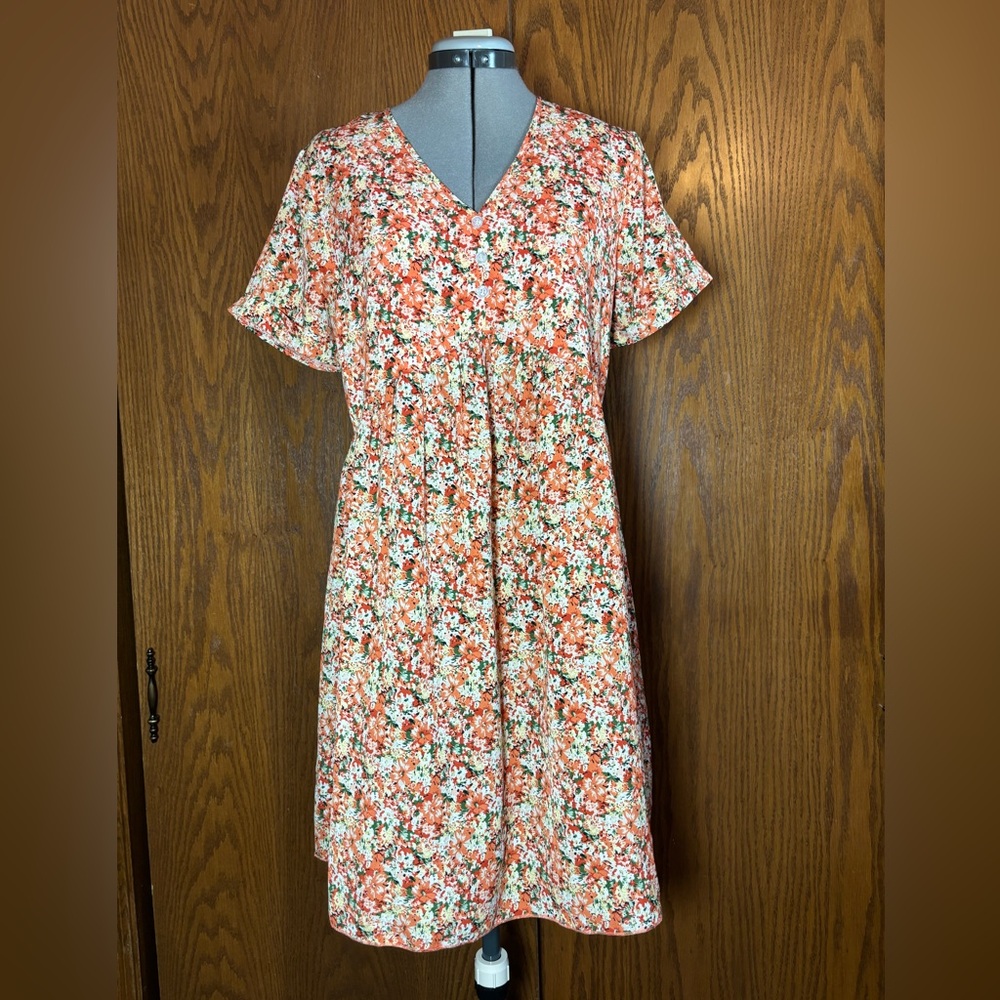 Prettygarden Floral Midi Dress in Orange and White - size Small